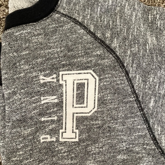 🌺 PINK-VS -Boyfriend Sweatshirt Bundle🌺 - Picture 3 of 15